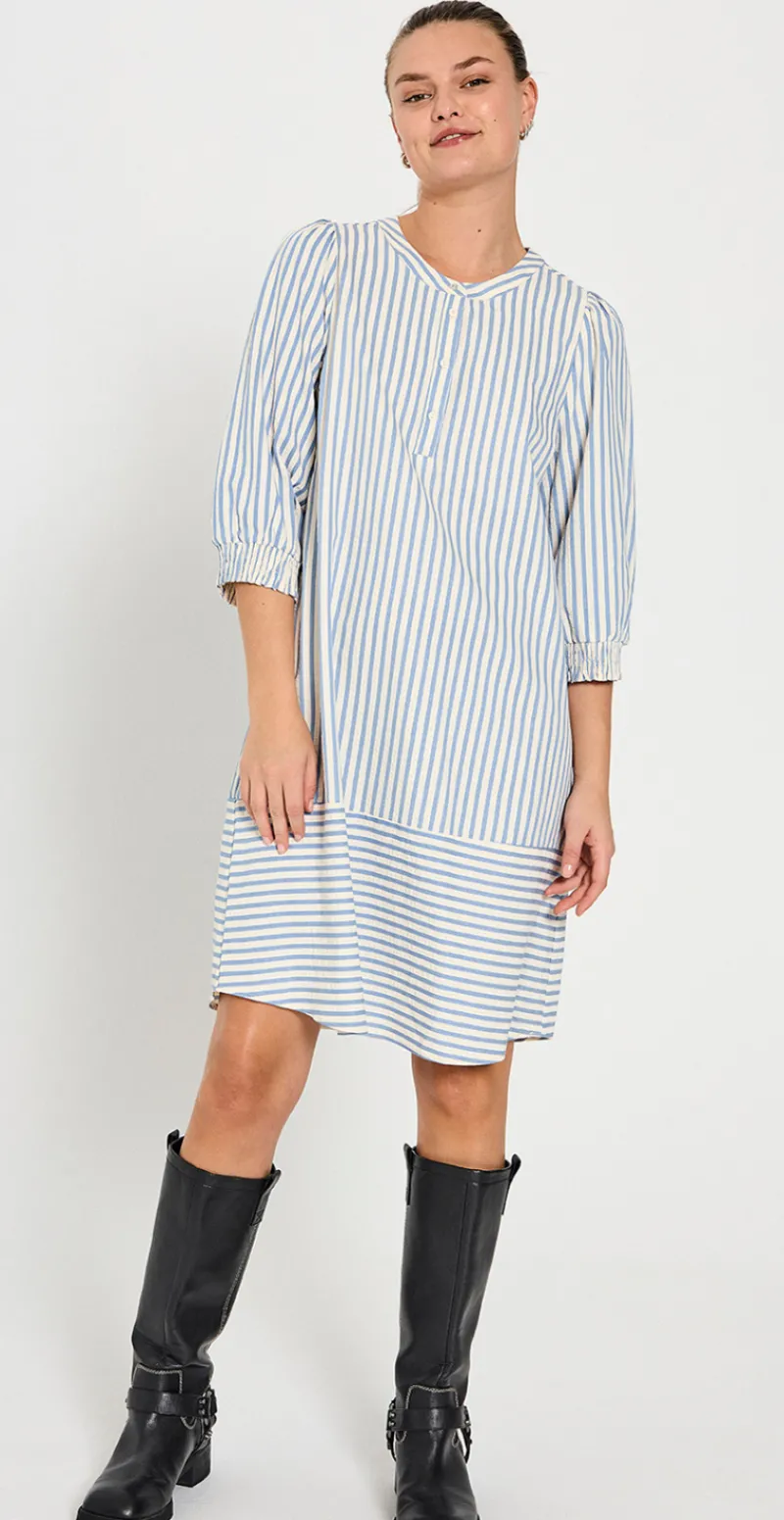 Aby kjole med striber blå w. off-white