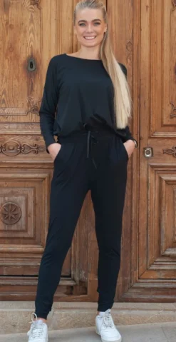 Alma bluse sort