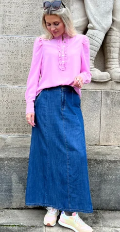 April bluse med flæse lilac sachet