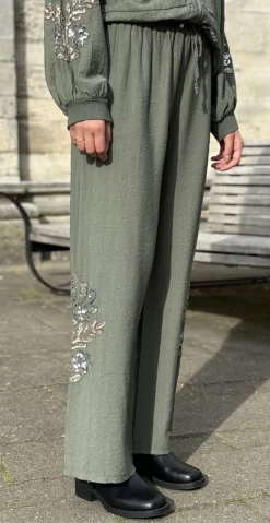 Athena bukser med palietter army LikeLondon