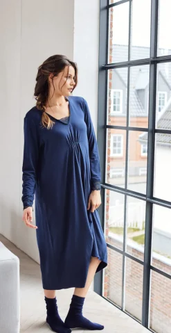 Bambus natkjole med blonde navy
