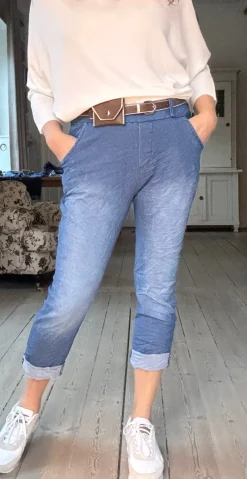 Cara denimbukser med bæltepung medium denim LikeLondon
