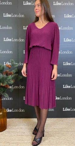 Carmen plisseret kjole med elastik i taljen lilla LikeLondon