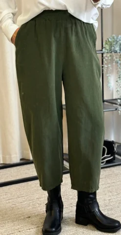 Debbie fløjlsbukser 7/8 army LikeLondon