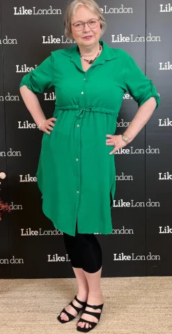Elenora kjole med bindebånd i taljen grøn LikeLondon