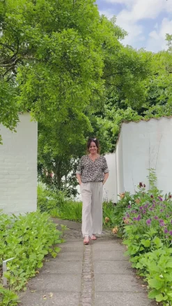 Elise ensfarvet buks beige LikeLondon