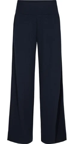 Emily buks med vidde navy