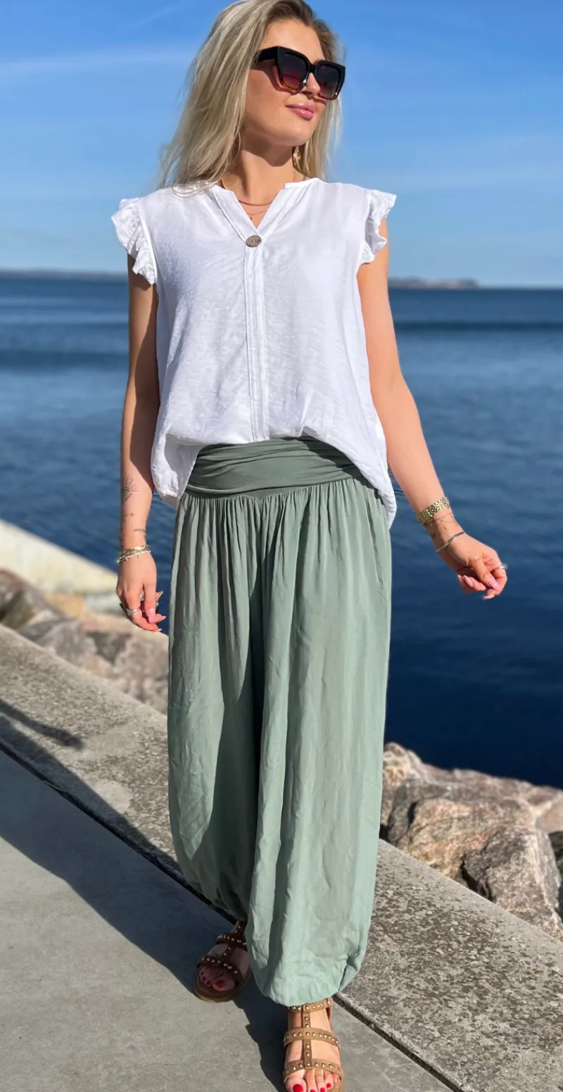 Forudbestil uge 24 Jill buks med elastik ved talje og fod khaki Likelondon