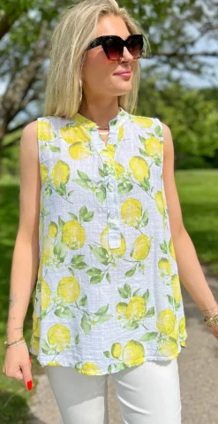 Forudbestilling uge 24 Dorota top med knapstolpe og citroner LikeLondon
