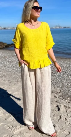Freja hørbluse med peplum sennep LikeLondon