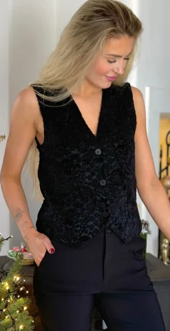 Gry vest i blonde og velourstof sort