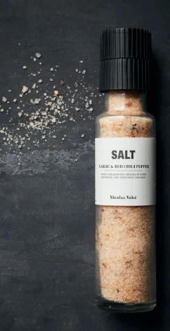 Havsalt med tørret hvidløg og rød chili