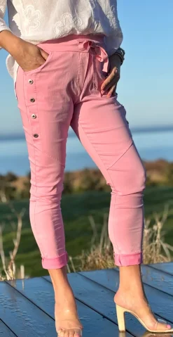 Jessie bukser med knapdetaljer rosa Likelondon