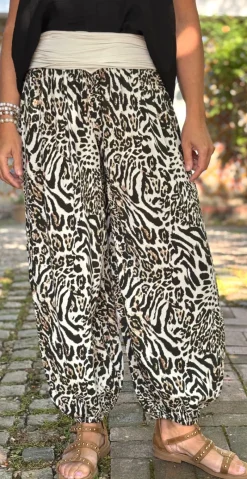 Jill bukser med elastik ved talje og fod leopard beige LikeLondon