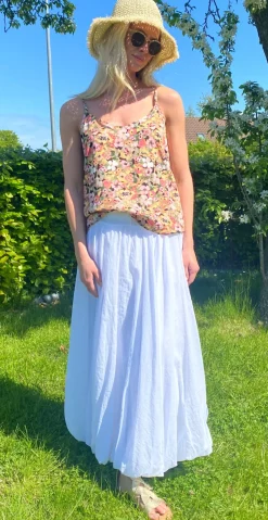 Joella stroptop coral blush flower
