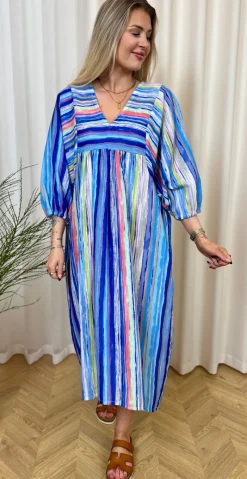 Johanne kjole med farvede striber og v-udskæring royalblue LikeLondon
