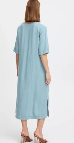 Lana kjole light blue denim
