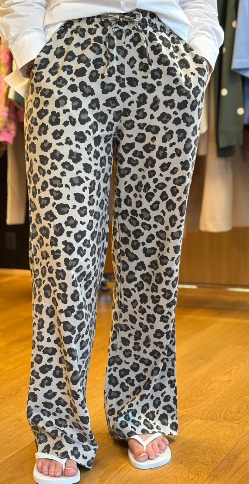 Lavisco hørbukser med leopardprint sand melange w. black