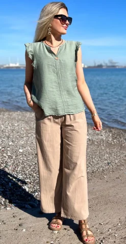 Lotus bluse med flæse detaljer khaki LikeLondon
