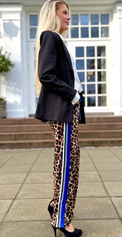Marina bukser med leoprint og stribe langs siden blå LikeLondon