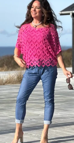 Michela hæklet bluse med indertop pink LikeLondon