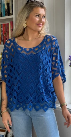Michela hæklet bluse med indertop royalblue LikeLondon