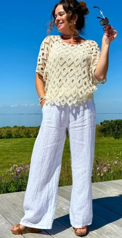 Michela hæklet bluse med indertop creme LikeLondon