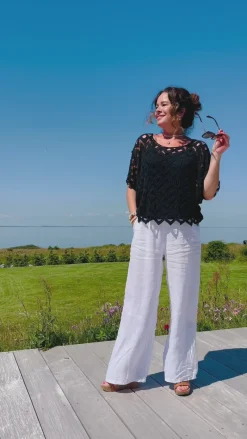 Michela hæklet bluse med indertop sort LikeLondon