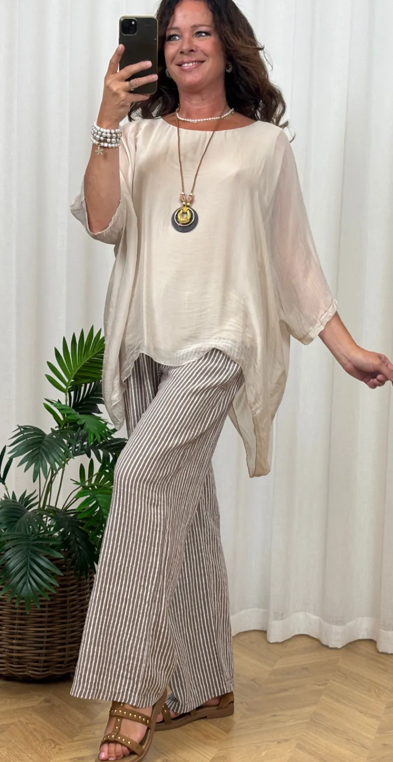 Miranda silke bluse i to lag med flagermuseærmer beige LikeLondon