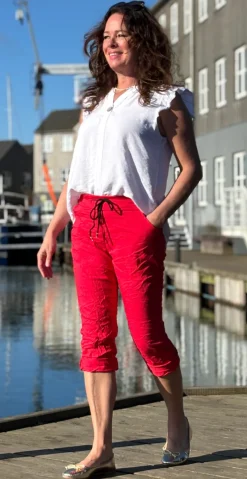 Nora capri buks rød LikeLondon