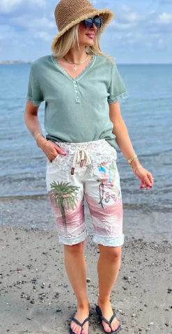 Nora shorts med palme og papegøje hvid LikeLondon