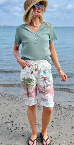 Nora shorts med palme og papegøje hvid LikeLondon