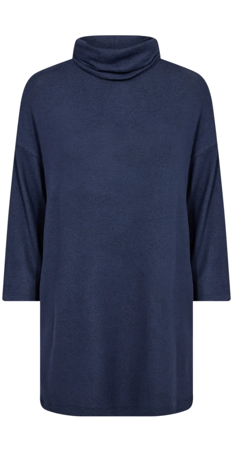 Olivia bluse med høj hals og trekvart ærmer navy