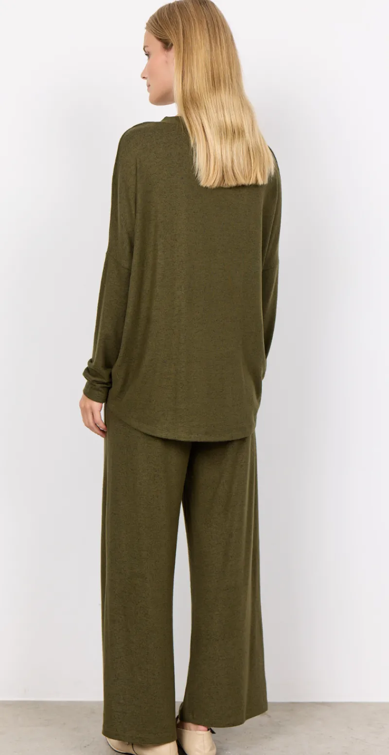 Olivia bluse med v-udskæring oliven