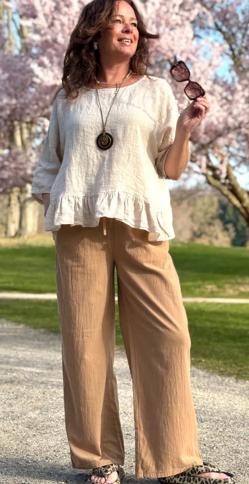 Sally buks med lige ben og lommer desert brown Likelondon