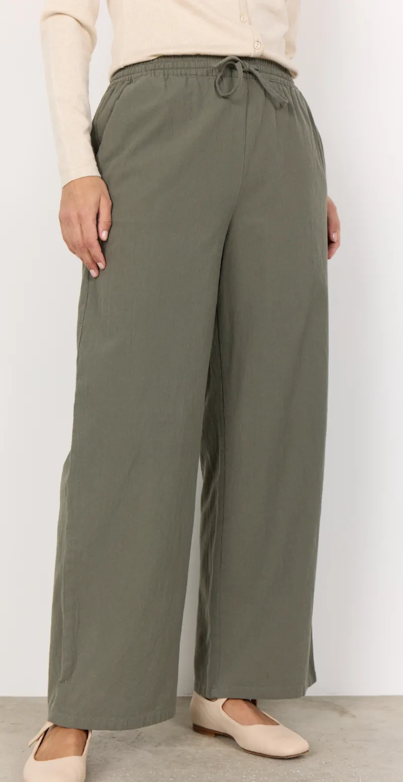 Sally buks med lige ben og lommer khaki Likelondon
