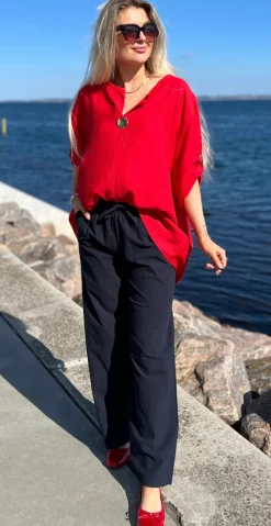 Sally buks med lige ben og lommer navy Likelondon
