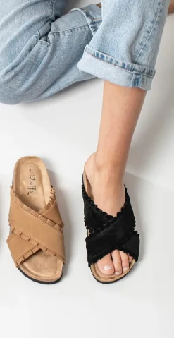 Sandal med flæse i sort