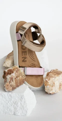 Sandal med velcro multi rose