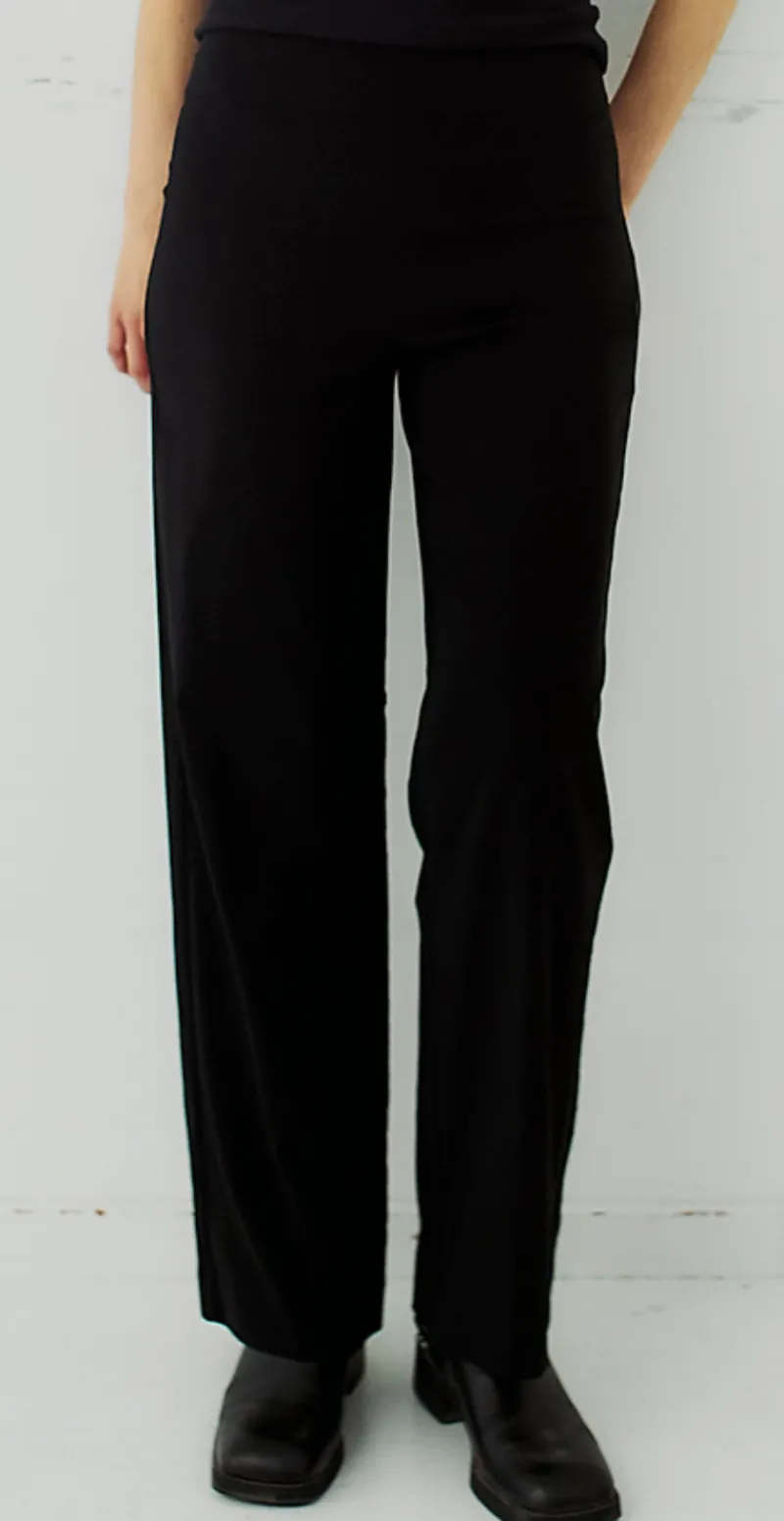 Shantal bukser med power stretch sort