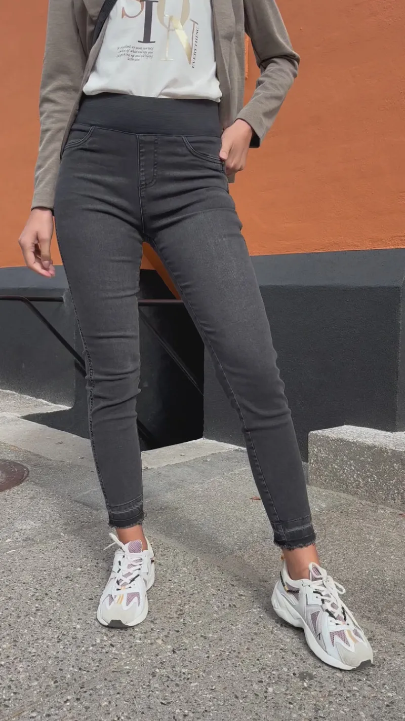 Shantal raw buks sort denim