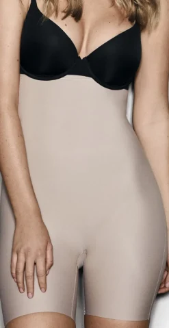 Shapewear shorts med høj talje i nude
