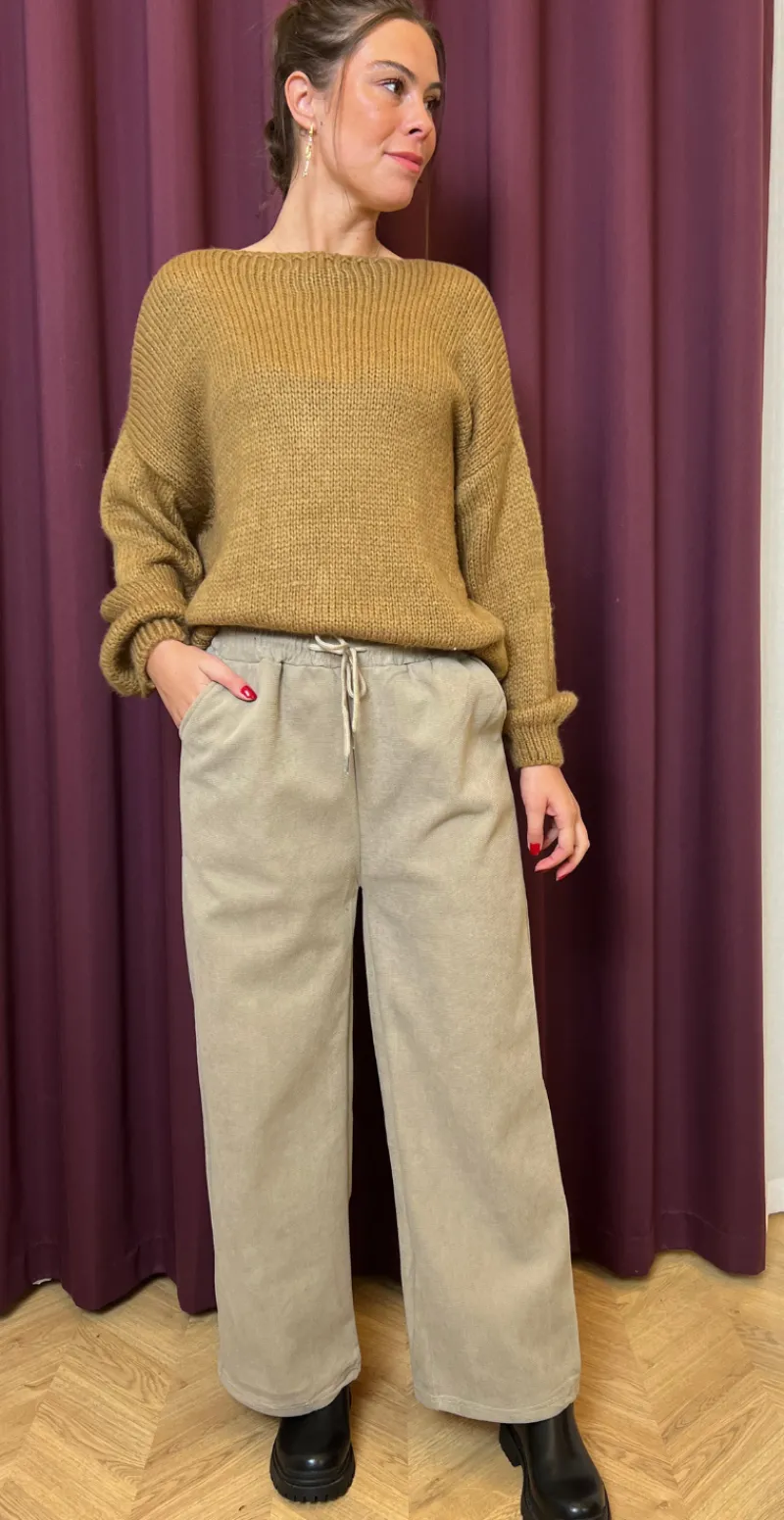 Smilla fleece buks med brede ben mocca LikeLondon