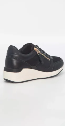 Sneakers med kilehæl sort