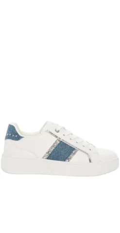 Sneakers med nitter, glitter og denim