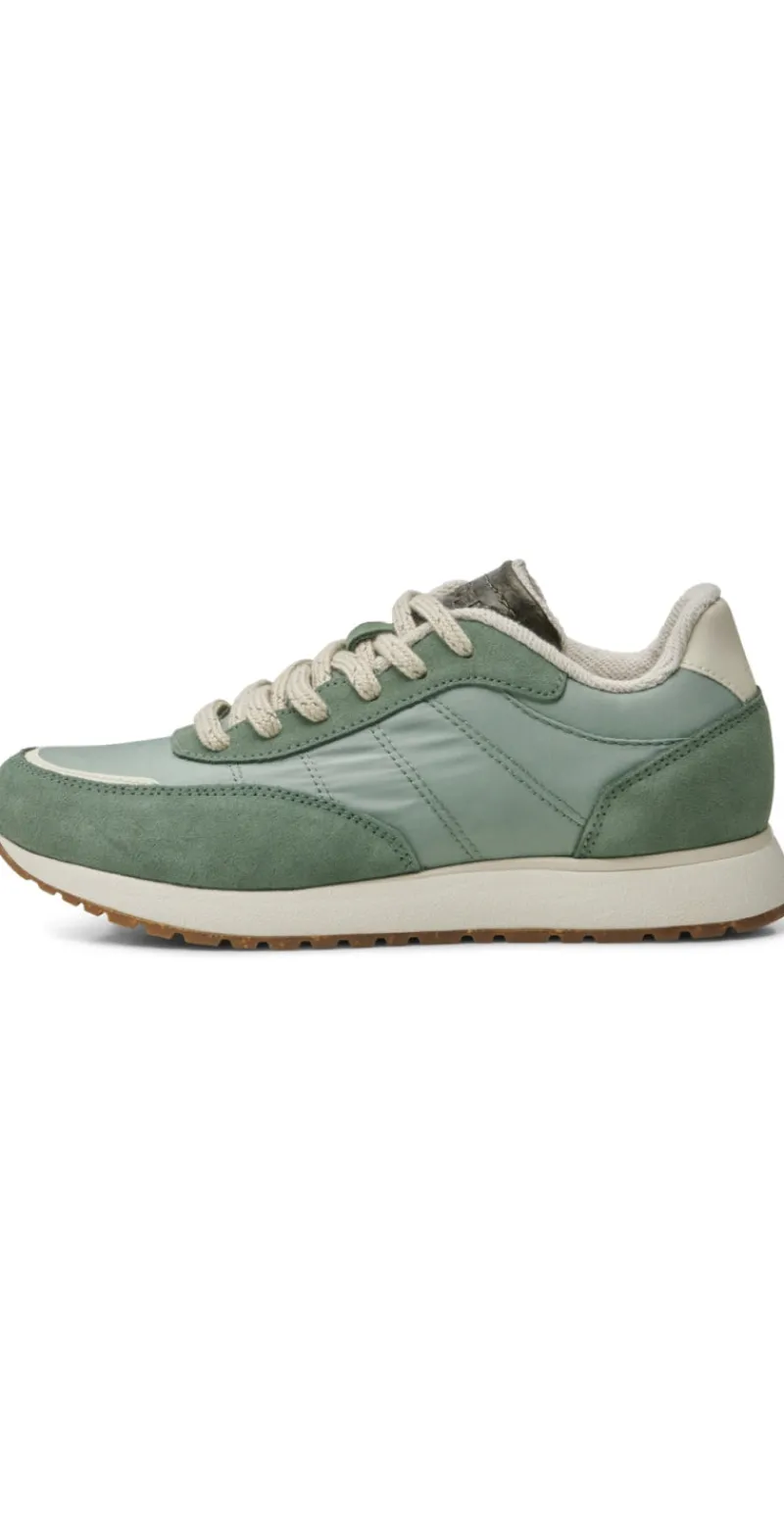 Sneakers med ruskind og lylon