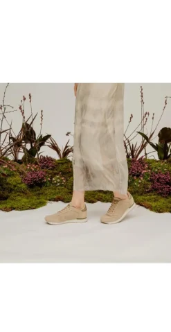Sneakers med tekstil og læder coffee cream