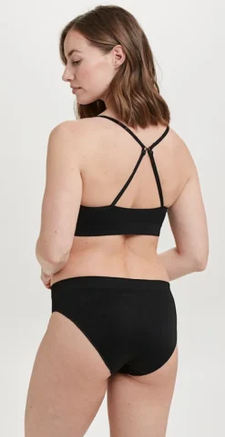 Sort microfiber tai trusse