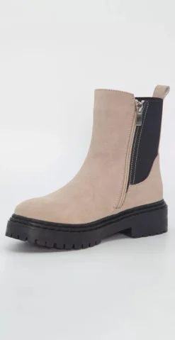 Støvle i ruskind beige