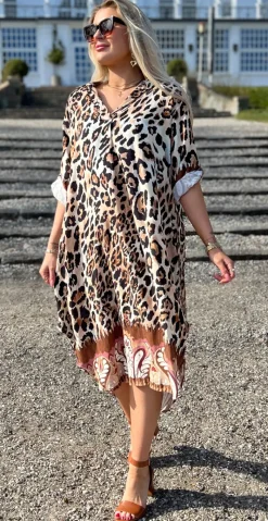 Tessa kjole med leopard LikeLondon